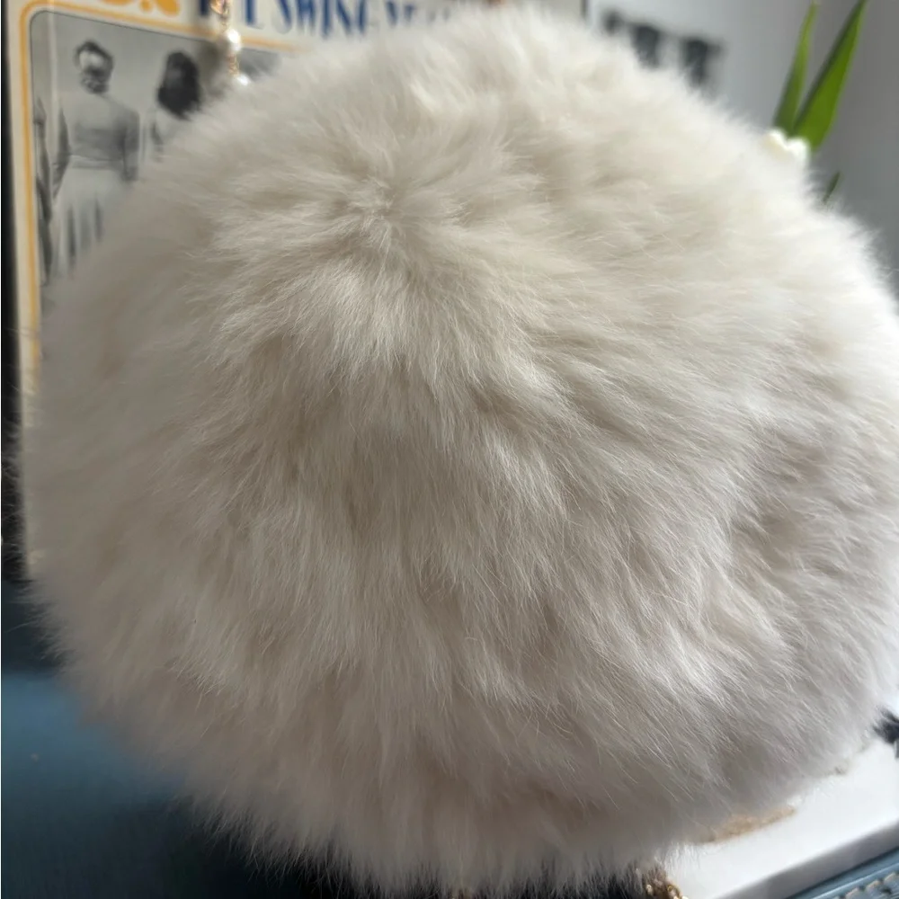 YSL fabulous vintage Fur Hat with Bow Accessories - Picture 5 of 16